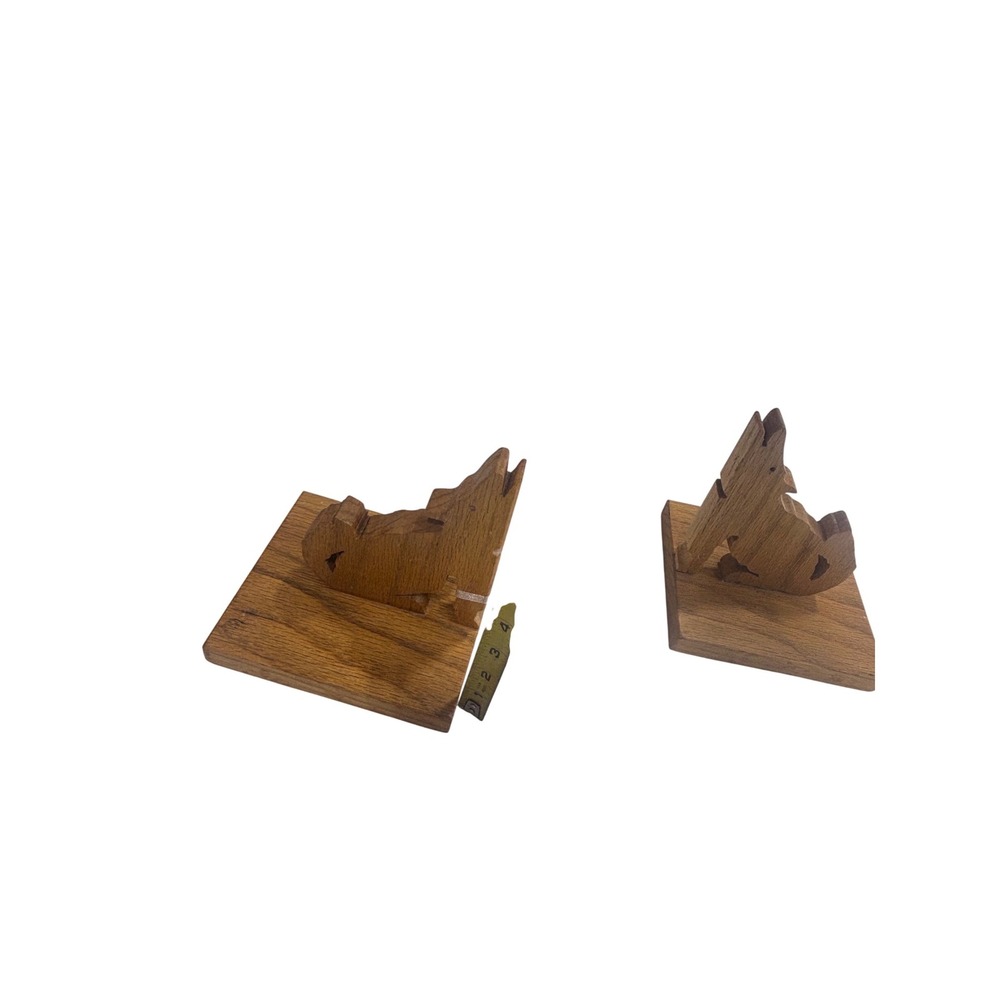 Vintage Hand Carved Wooden Howling Coyote Bookends Rustic Southwest Decor Pair - Picture 6 of 7